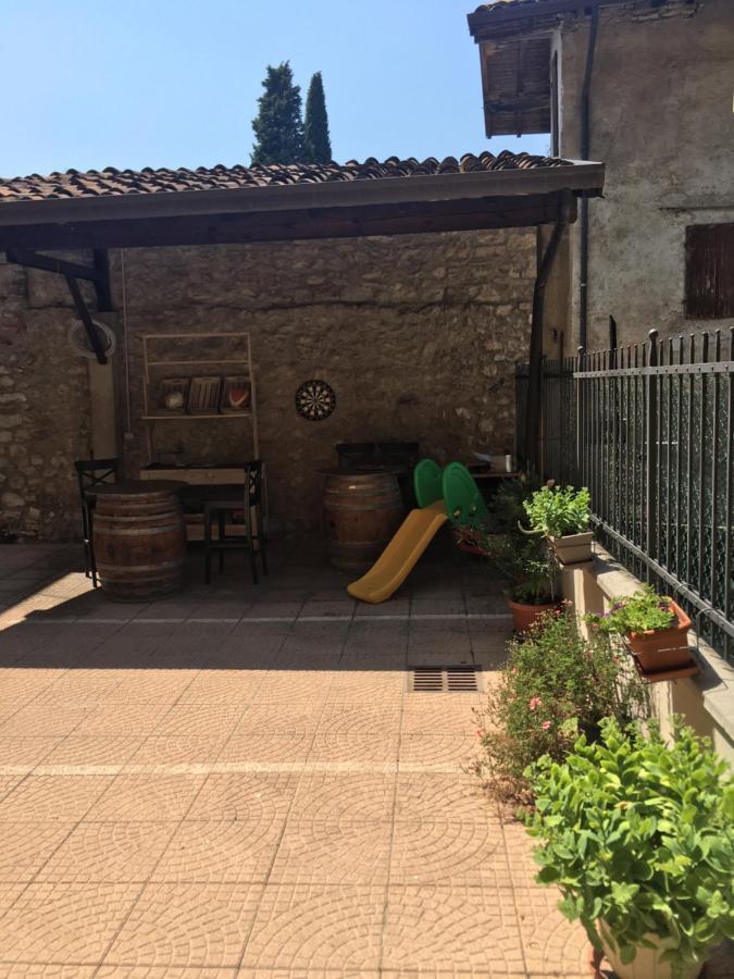 Borgo Volciano Garda Lake App.2 Roe Esterno foto