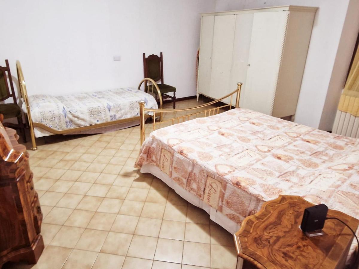 Borgo Volciano Garda Lake App.2 Roe Esterno foto